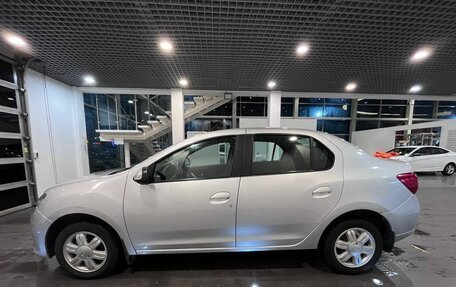 Renault Logan II, 2017 год, 775 000 рублей, 6 фотография