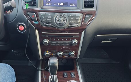 Nissan Pathfinder, 2015 год, 2 150 000 рублей, 11 фотография