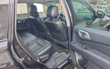 Nissan Pathfinder, 2015 год, 2 150 000 рублей, 21 фотография