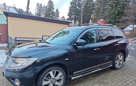 Nissan Pathfinder, 2015 год, 2 150 000 рублей, 34 фотография