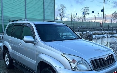 Toyota Land Cruiser Prado 120 рестайлинг, 2005 год, 2 000 000 рублей, 1 фотография