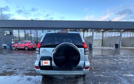 Toyota Land Cruiser Prado 120 рестайлинг, 2005 год, 2 000 000 рублей, 7 фотография