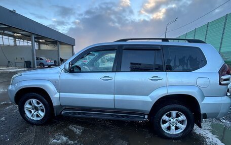 Toyota Land Cruiser Prado 120 рестайлинг, 2005 год, 2 000 000 рублей, 6 фотография