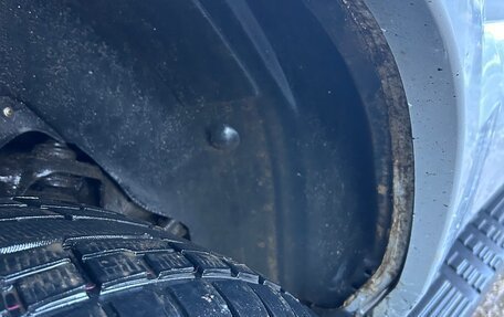 Toyota Land Cruiser Prado 120 рестайлинг, 2005 год, 2 000 000 рублей, 16 фотография