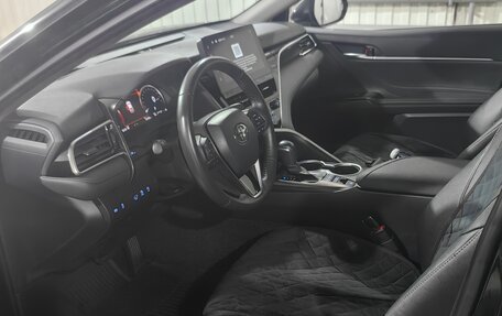 Toyota Camry, 2023 год, 4 000 000 рублей, 1 фотография