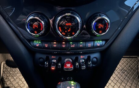 MINI Countryman II (F60), 2017 год, 1 800 000 рублей, 12 фотография