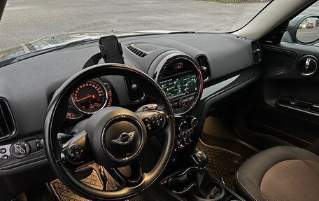 MINI Countryman II (F60), 2017 год, 1 800 000 рублей, 11 фотография