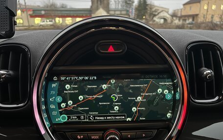 MINI Countryman II (F60), 2017 год, 1 800 000 рублей, 13 фотография