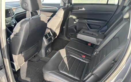 Volkswagen Teramont I, 2018 год, 2 850 000 рублей, 15 фотография