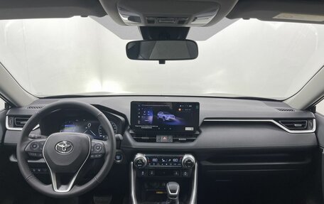 Toyota RAV4, 2025 год, 4 400 000 рублей, 20 фотография