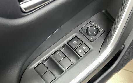 Toyota RAV4, 2025 год, 4 400 000 рублей, 18 фотография