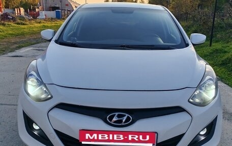 Hyundai i30 II рестайлинг, 2012 год, 795 000 рублей, 3 фотография