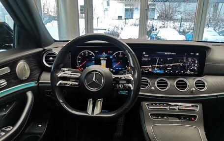 Mercedes-Benz E-Класс, 2021 год, 5 200 000 рублей, 10 фотография