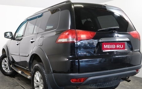 Mitsubishi Pajero Sport II рестайлинг, 2015 год, 1 769 000 рублей, 4 фотография