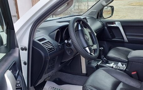 Toyota Land Cruiser Prado 150 рестайлинг 2, 2012 год, 3 200 000 рублей, 6 фотография
