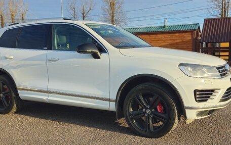Volkswagen Touareg III, 2016 год, 4 300 000 рублей, 2 фотография