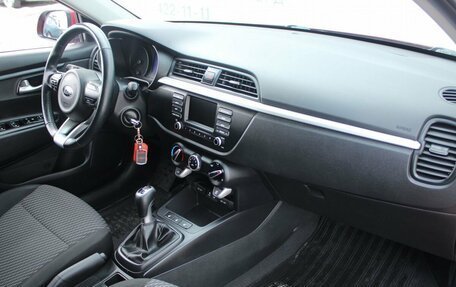 KIA Rio IV, 2017 год, 1 119 000 рублей, 8 фотография