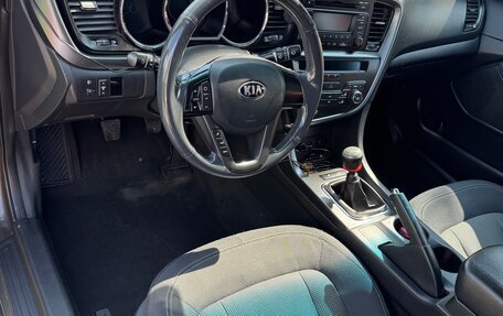 KIA Optima III, 2013 год, 700 000 рублей, 10 фотография