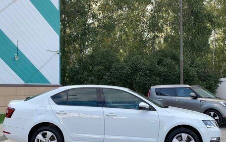 Skoda Octavia, 2019 год, 2 300 000 рублей, 2 фотография