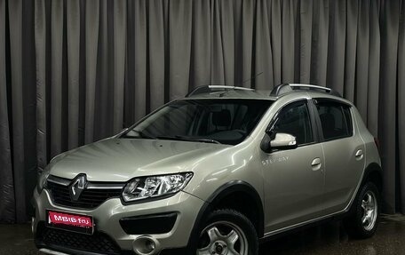 Renault Sandero II рестайлинг, 2015 год, 689 777 рублей, 1 фотография