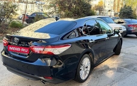 Toyota Camry, 2019 год, 2 500 000 рублей, 2 фотография