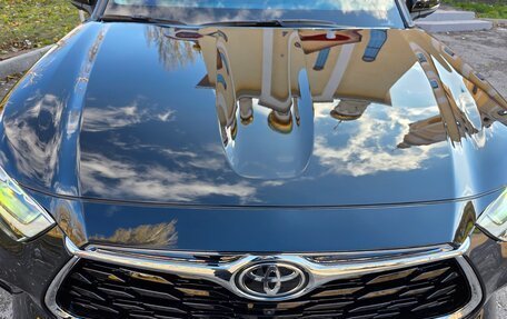 Toyota Highlander, 2025 год, 6 250 000 рублей, 4 фотография