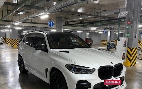 BMW X5, 2021 год, 13 000 000 рублей, 2 фотография