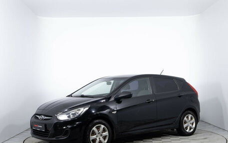 Hyundai Solaris II рестайлинг, 2012 год, 700 000 рублей, 1 фотография