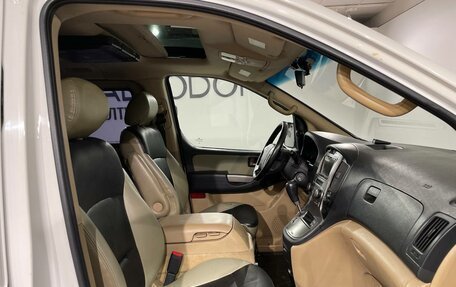 Hyundai Grand Starex Grand Starex I рестайлинг 2, 2011 год, 1 390 000 рублей, 14 фотография