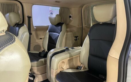 Hyundai Grand Starex Grand Starex I рестайлинг 2, 2011 год, 1 390 000 рублей, 17 фотография