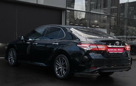 Toyota Camry, 2022 год, 3 930 000 рублей, 7 фотография