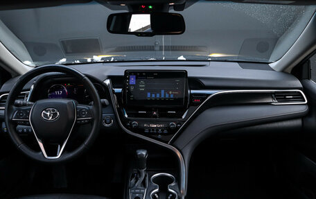 Toyota Camry, 2022 год, 3 930 000 рублей, 12 фотография