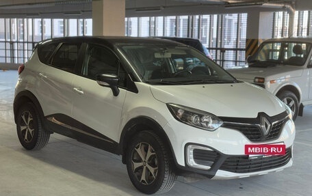 Renault Kaptur I рестайлинг, 2017 год, 1 496 809 рублей, 2 фотография