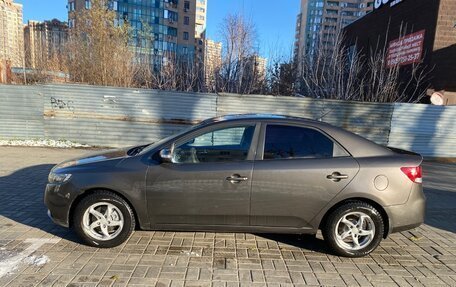 KIA Cerato III, 2009 год, 590 000 рублей, 2 фотография