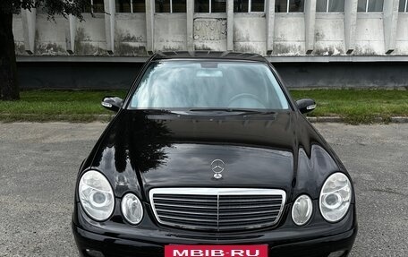 Mercedes-Benz E-Класс, 2006 год, 850 000 рублей, 3 фотография