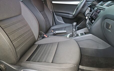 Skoda Octavia, 2017 год, 1 500 000 рублей, 11 фотография