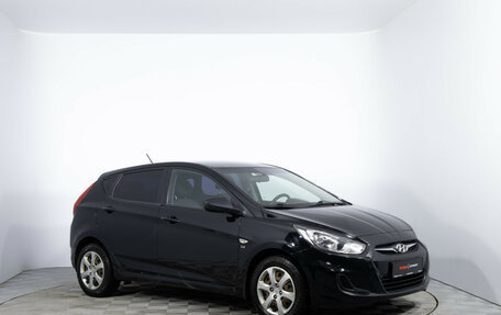 Hyundai Solaris II рестайлинг, 2012 год, 700 000 рублей, 3 фотография