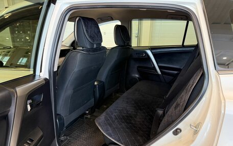 Toyota RAV4, 2013 год, 1 999 900 рублей, 17 фотография