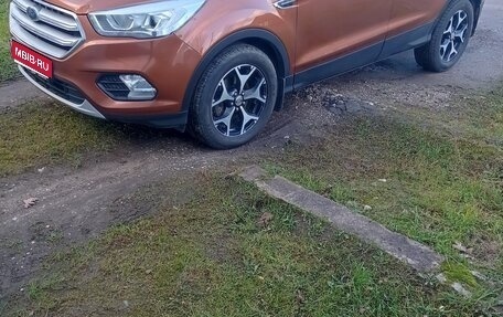 Ford Kuga III, 2018 год, 1 600 000 рублей, 1 фотография