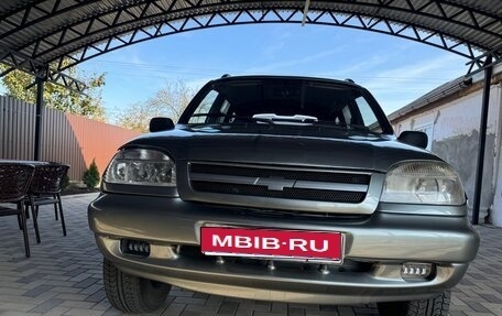 Chevrolet Niva I рестайлинг, 2005 год, 345 000 рублей, 1 фотография