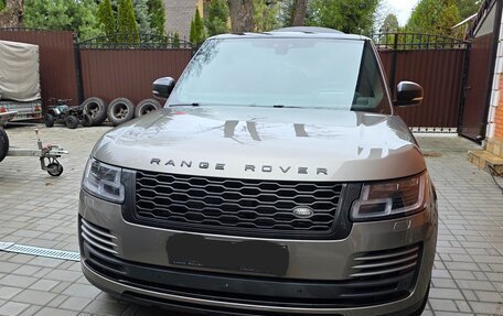 Land Rover Range Rover IV рестайлинг, 2019 год, 6 400 000 рублей, 8 фотография