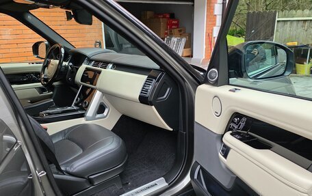 Land Rover Range Rover IV рестайлинг, 2019 год, 6 400 000 рублей, 12 фотография