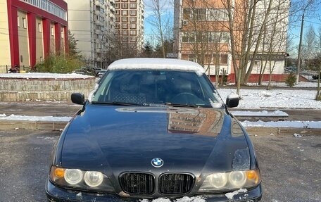 BMW 5 серия, 2001 год, 550 000 рублей, 1 фотография