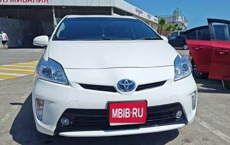 Toyota Prius, 2013 год, 980 000 рублей, 1 фотография