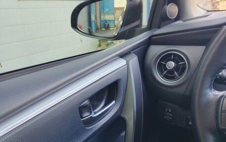 Toyota Corolla, 2018 год, 1 850 000 рублей, 11 фотография