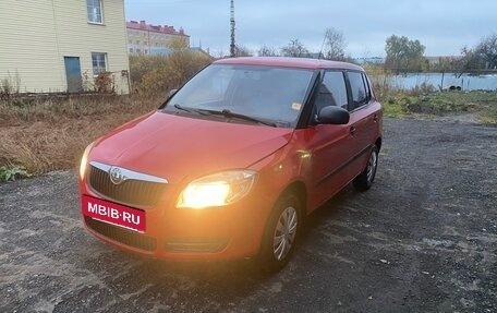 Skoda Fabia II, 2009 год, 370 000 рублей, 3 фотография