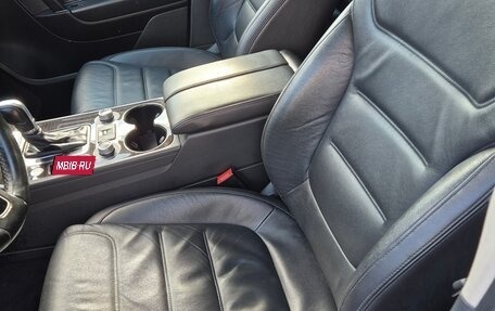 Volkswagen Touareg III, 2016 год, 3 750 000 рублей, 12 фотография