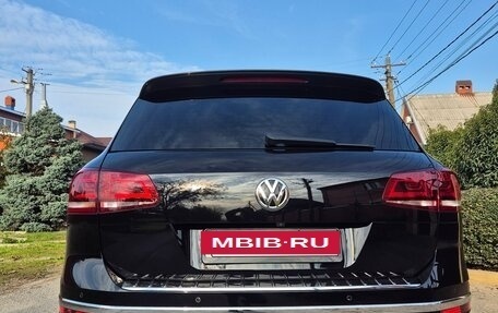Volkswagen Touareg III, 2016 год, 3 750 000 рублей, 4 фотография