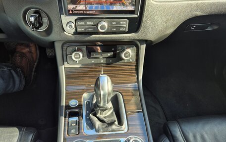 Volkswagen Touareg III, 2016 год, 3 750 000 рублей, 19 фотография