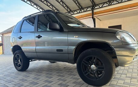 Chevrolet Niva I рестайлинг, 2005 год, 345 000 рублей, 3 фотография